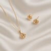 Juego de nudo diamantado y aretes